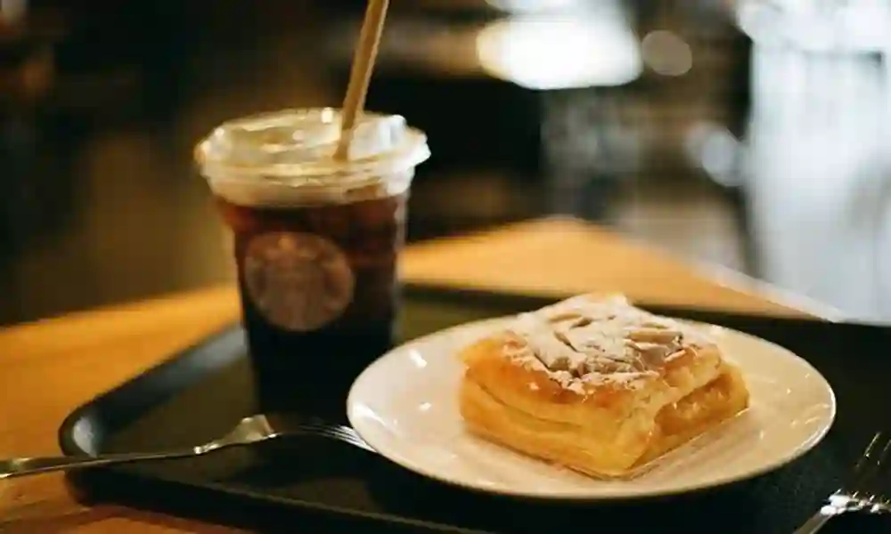 Starbucks Breakfast Hours